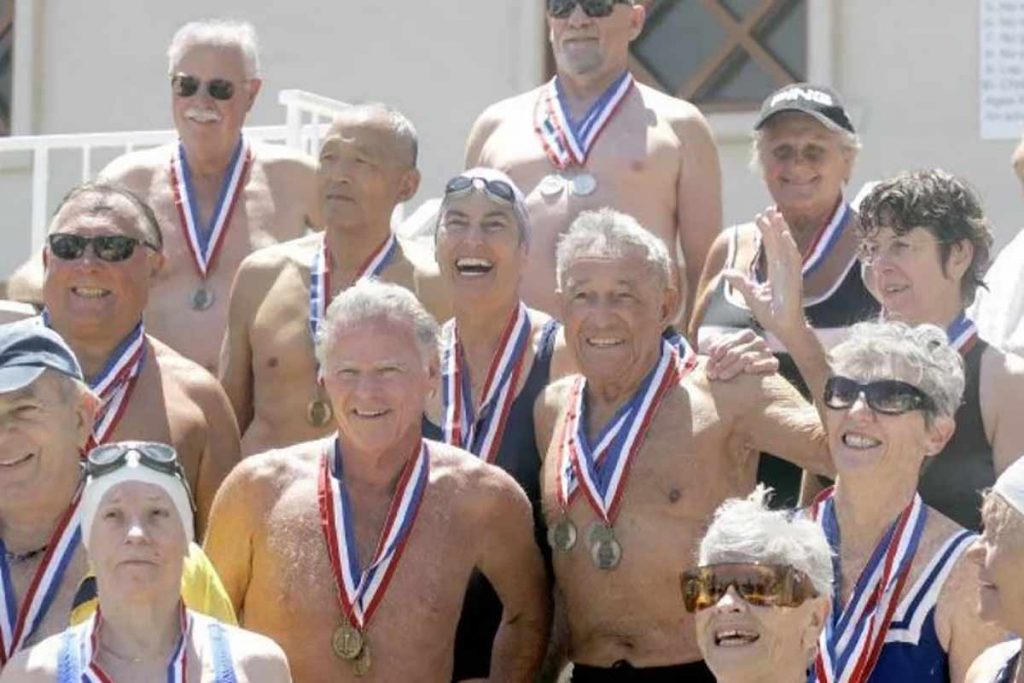 Senior-Living-Swimming